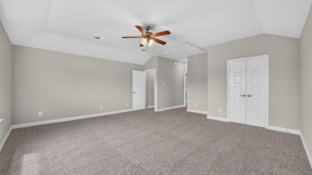 Spacious, unfurnished interior of a new home in Treeline, Justin (Image 46). Spacious, unfurnished interior of a new home in Treeline, Justin (Image 46).