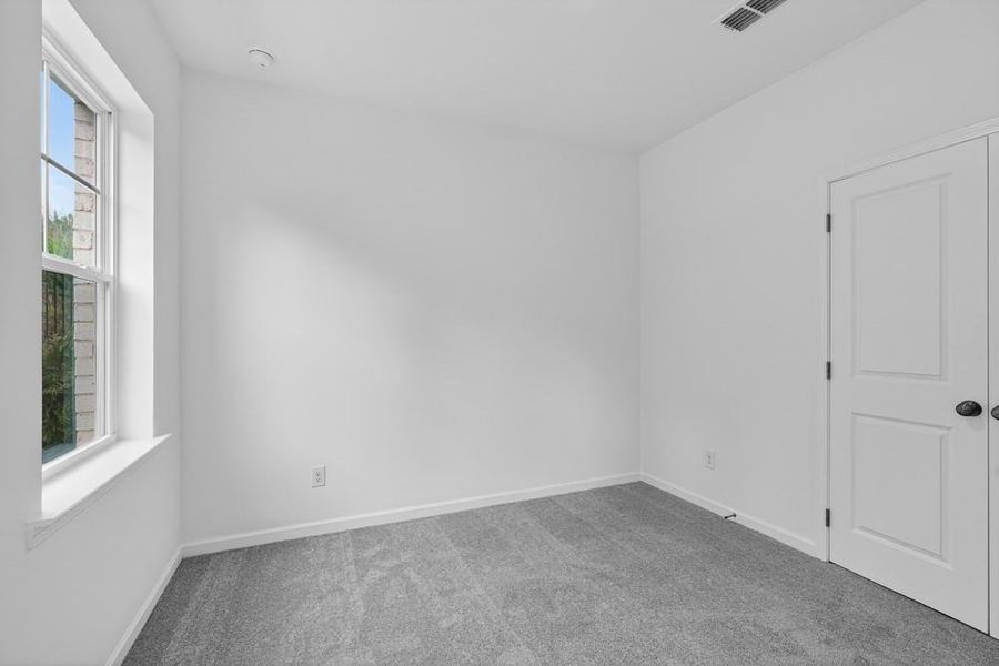 Spacious, unfurnished interior of a new home in Chandler Run, Tucker (Image 32).