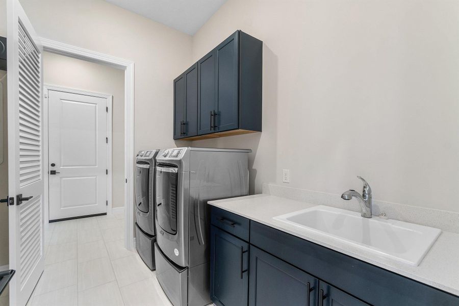 Furnished interior view inside a new home in , Palm Beach Gardens (Image 5).