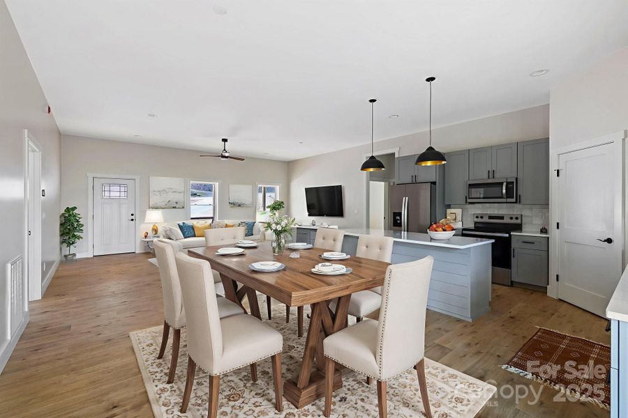 Furnished interior view inside a new home in , Lake Toxaway (Image 4). Furnished interior view inside a new home in , Lake Toxaway (Image 4).