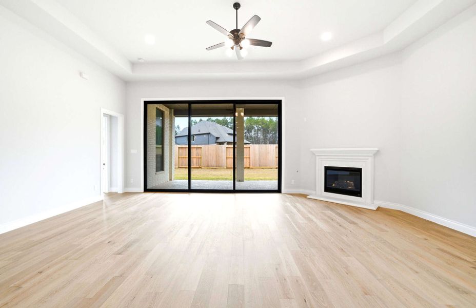 Spacious, unfurnished interior of a new home in The Highlands 55′, Porter (Image 34).