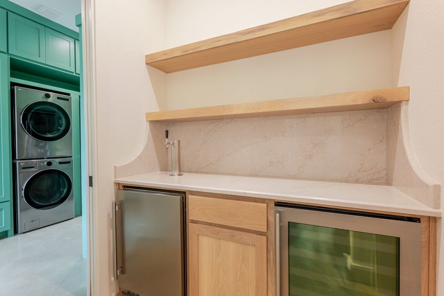 Close-up of interior finishes inside a home in Eagles Bluff, Weatherford (Image 28).