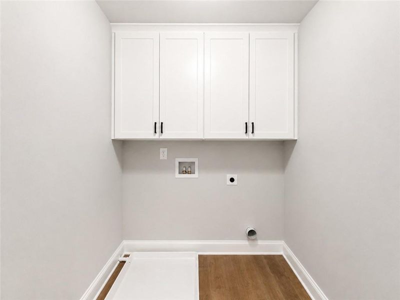 Spacious, unfurnished interior of a new home in , Loganville (Image 33). Spacious, unfurnished interior of a new home in , Loganville (Image 33).