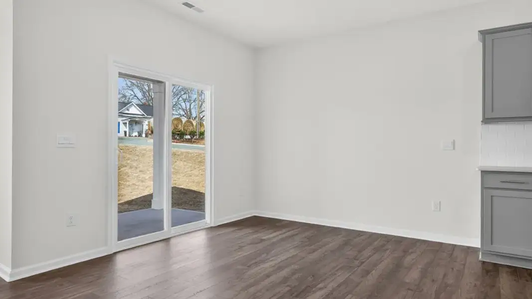 Spacious, unfurnished interior of a new home in Honeycutt Oaks, Angier (Image 16).