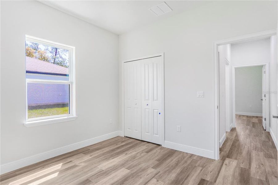 Spacious, unfurnished interior of a new home in , Ocala (Image 34).