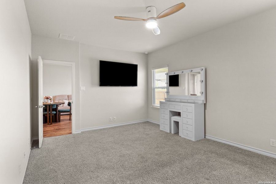 Spacious, unfurnished interior of a new home in , San Antonio (Image 21). Spacious, unfurnished interior of a new home in , San Antonio (Image 21).