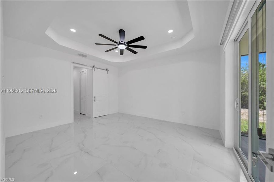Spacious, unfurnished interior of a new home in , Labelle (Image 28).
