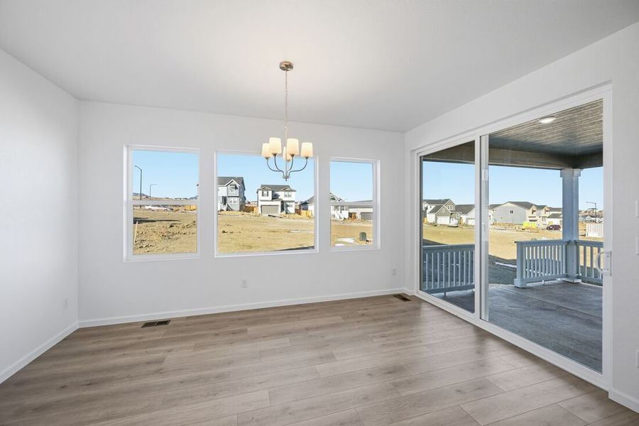 Spacious, unfurnished interior of a new home in Trailstone, Arvada (Image 12).
