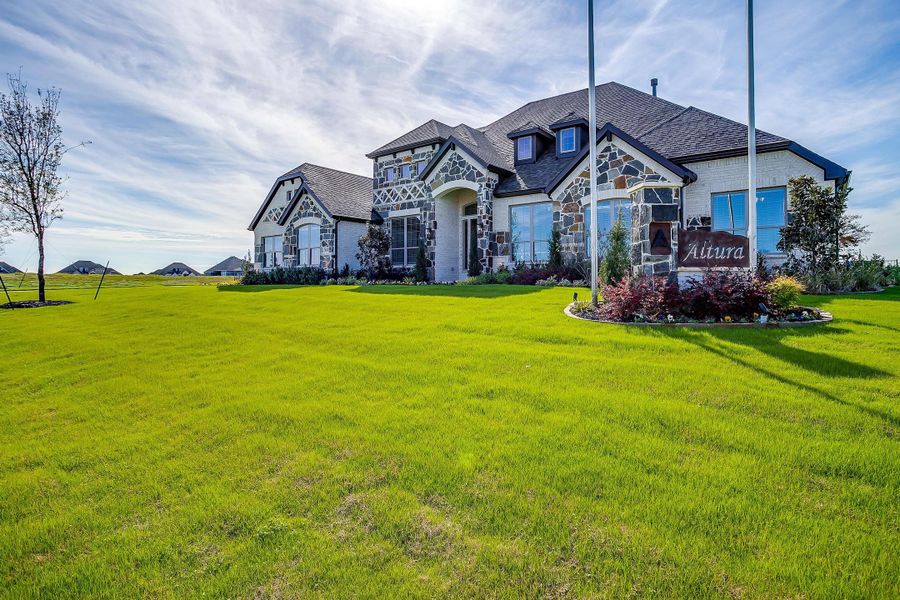 Front exterior of a new home in Heritage, McLendon-Chisholm, TX, highlighting curb appeal (Image 23).