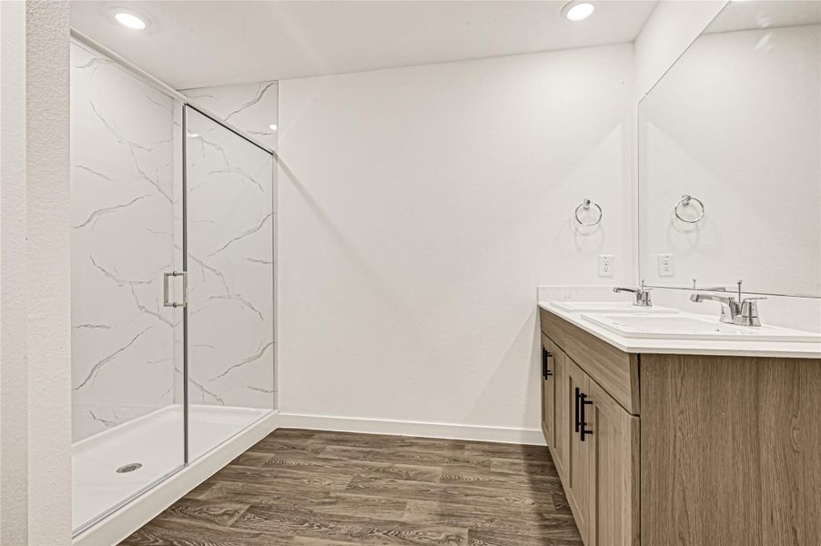 Furnished interior view inside a new home in Holly Ridge, Rosenberg (Image 7).