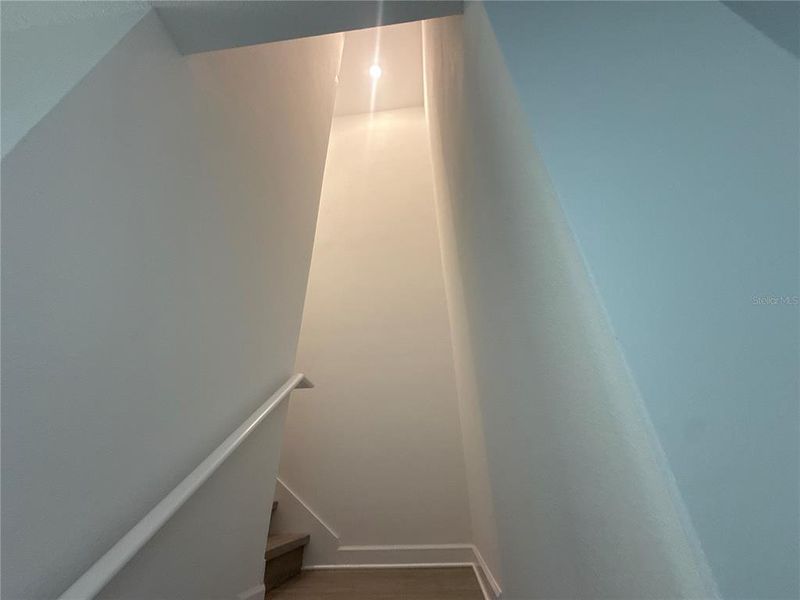 Spacious, unfurnished interior of a new home in , Davenport (Image 15).