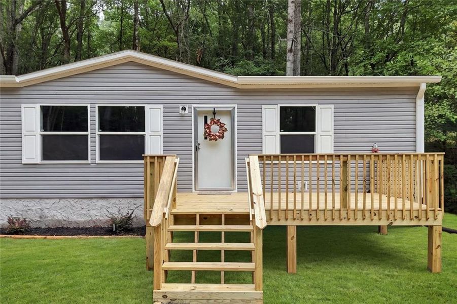 Exterior details and patio area of a home in , Jasper (Image 22).
