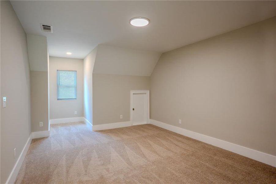 Spacious, unfurnished interior of a new home in , Covington (Image 43).