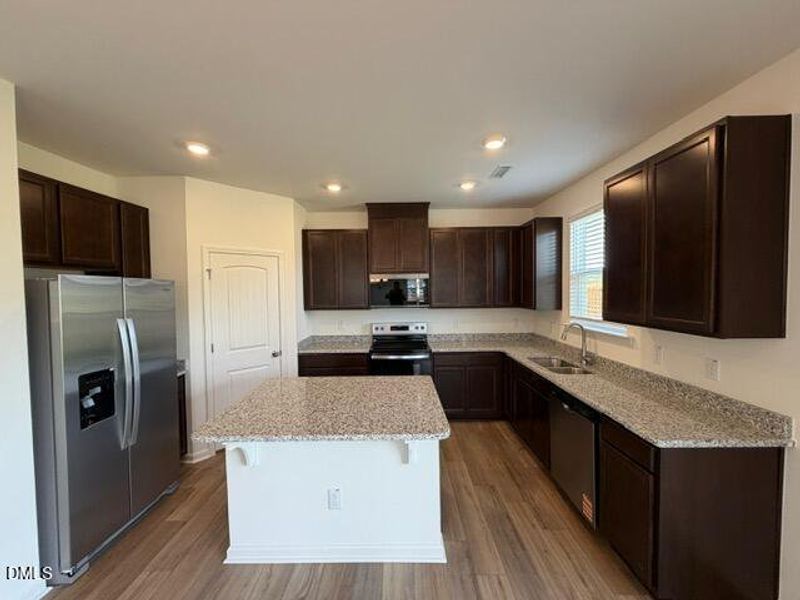 557ac581-183b-456b-9453-0e97c9d6e6fa