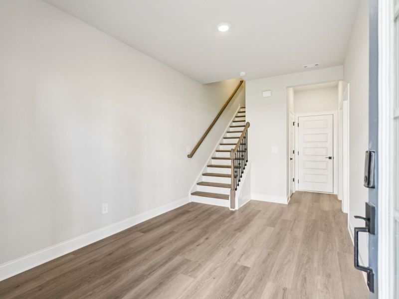 The Leighton floorplan with the Upscale Rustic Linen interior package.