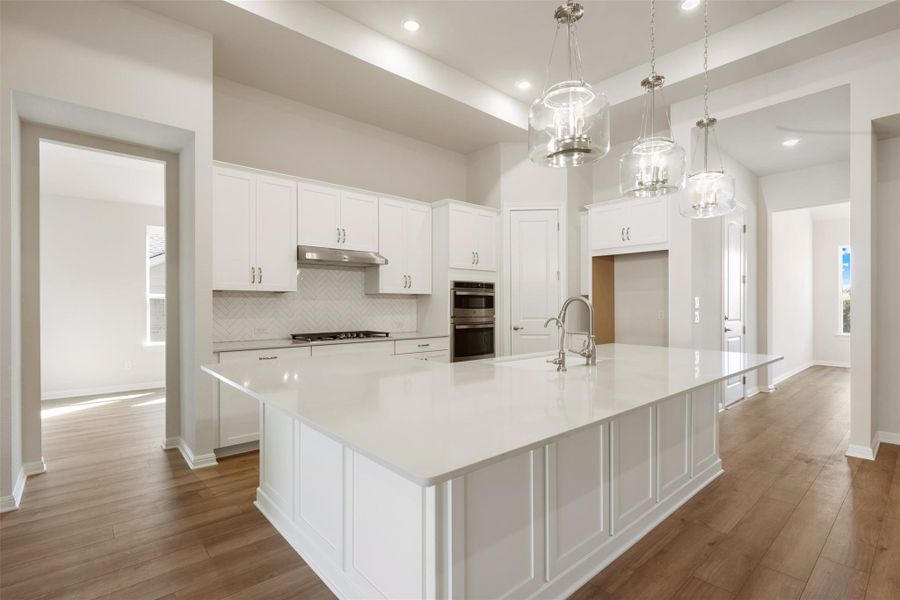 Representative images and renderings are for illustrative purposes. Actual structural options and design finishes of home may vary. Representative images and renderings are for illustrative purposes. Actual structural options and design finishes of home may vary.