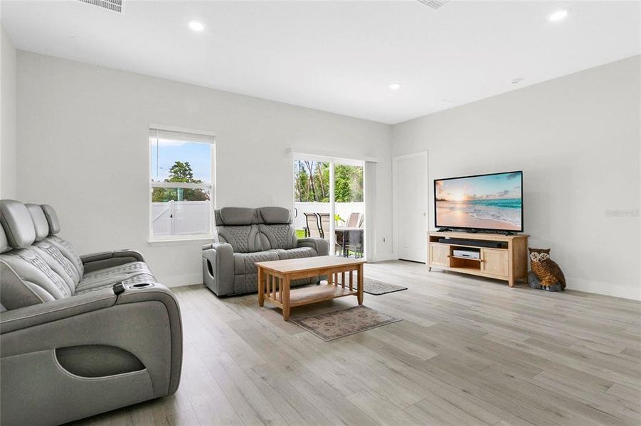 Furnished interior view inside a new home in , Ocala (Image 9).