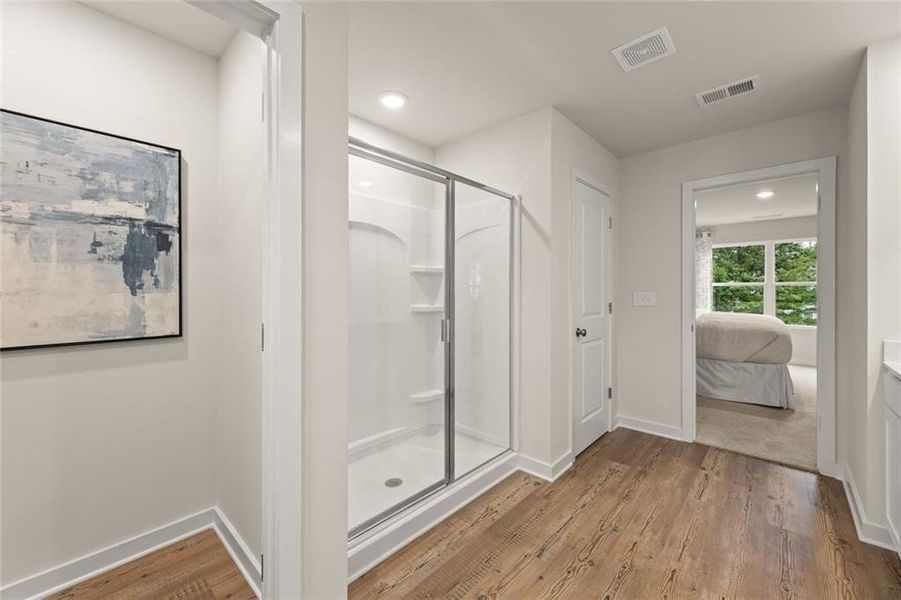 Spacious, unfurnished interior of a new home in Hawthorne Reserve, Dallas (Image 21).