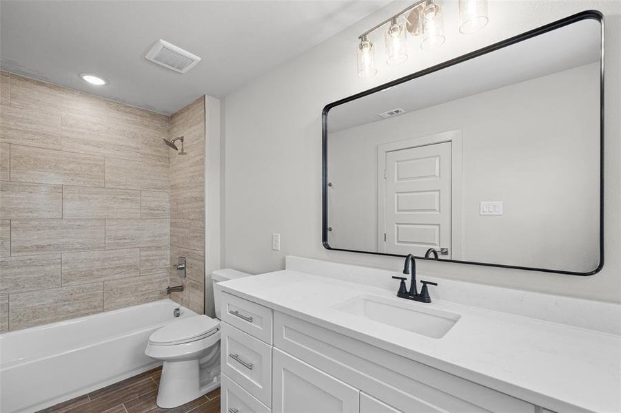 Furnished interior view inside a new home in , Granbury (Image 7).