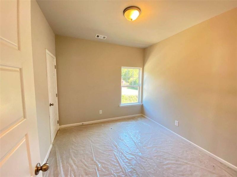 Spacious, unfurnished interior of a new home in Ross Pointe, Kennesaw (Image 12).