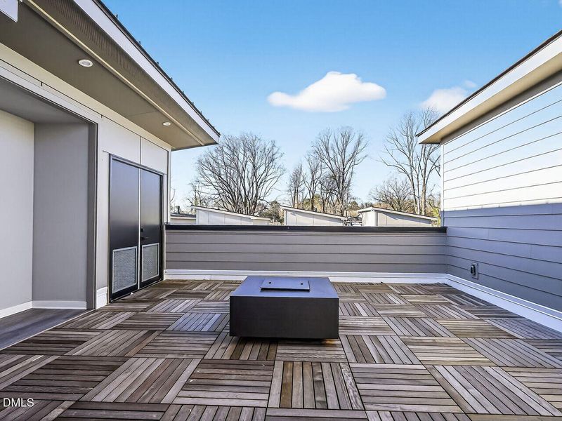 028-1280x960-rooftop-veranda 028-1280x960-rooftop-veranda