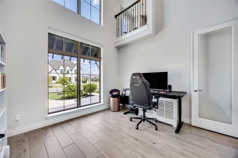 Furnished interior view inside a new home in Santa Rita Ranch 90', Liberty Hill (Image 22). Furnished interior view inside a new home in Santa Rita Ranch 90', Liberty Hill (Image 22).