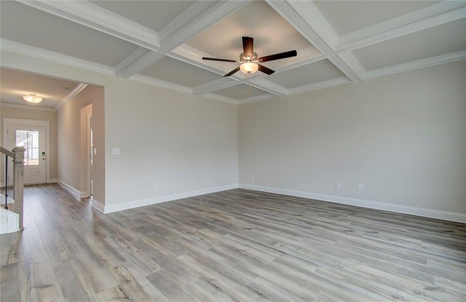 Spacious, unfurnished interior of a new home in Ponderosa Farms Manor, Gainesville (Image 24).
