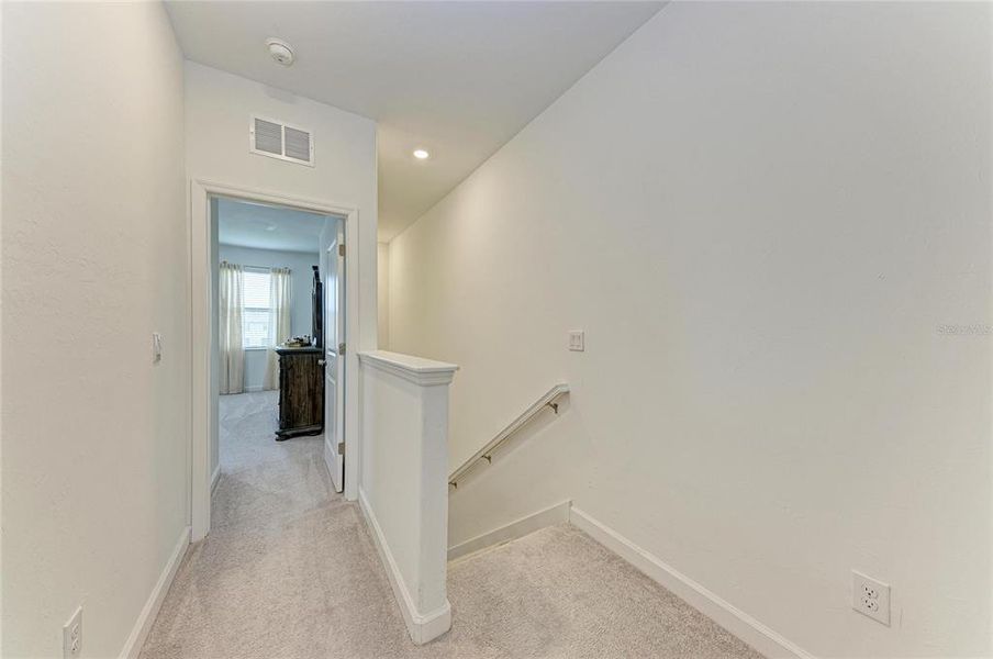 Spacious, unfurnished interior of a new home in , Lakewood Ranch (Image 20).