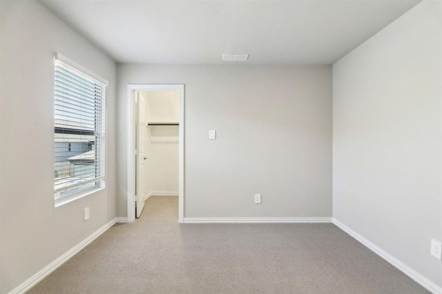 Photo is not of the actual home, but is an inspirational photo of builder’s model home and may depict options, furnishings, and/or decorator features that are not included.