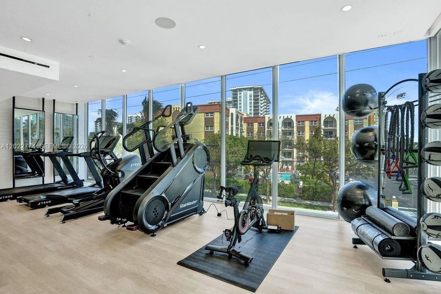 Community amenities in , Pompano Beach (Image 44).