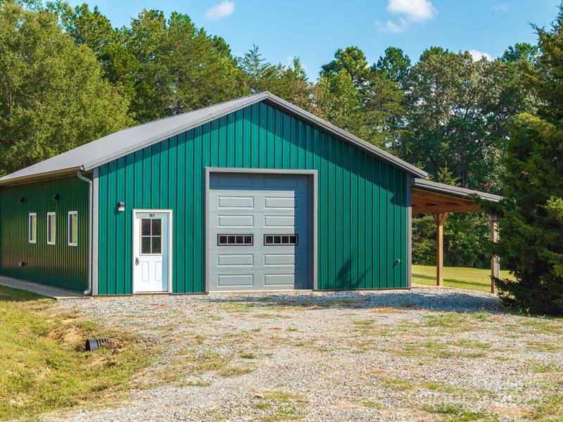 Image 29 of a home in . Image 29 of a home in .