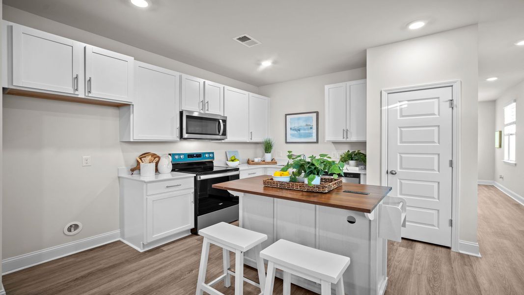 Furnished interior view inside a new home in The Groves at Bees Creek, Ridgeland (Image 6).