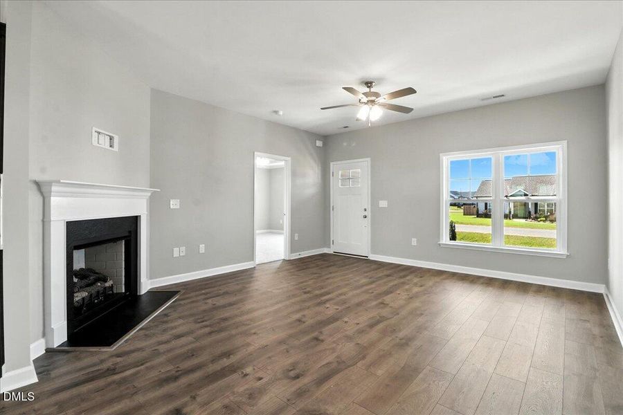 10-101 Waterstone Ct-10