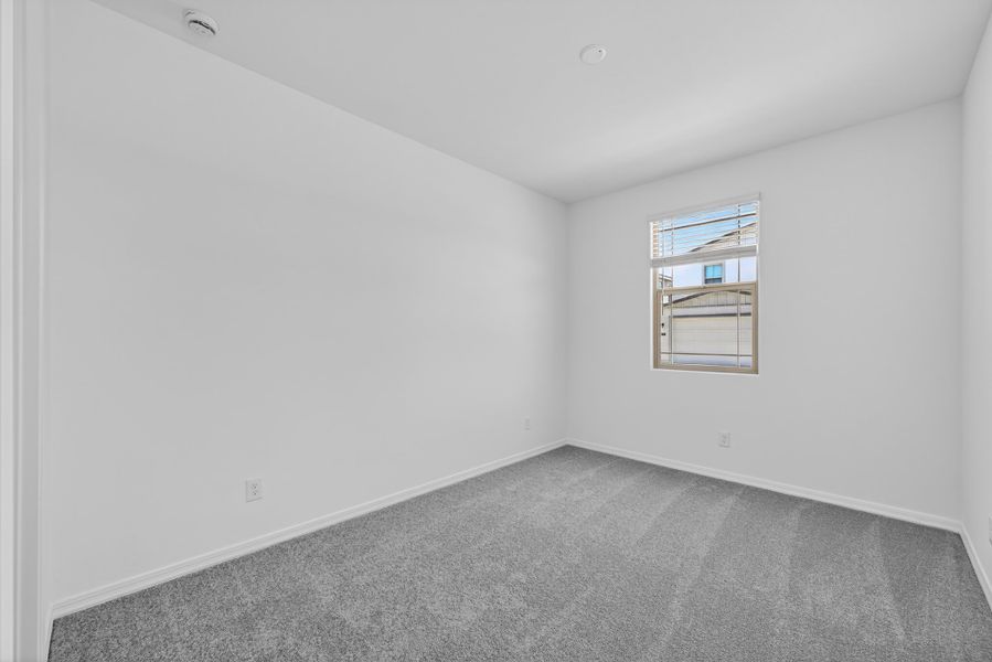 Spacious, unfurnished interior of a new home in Artisan at Asante, Surprise (Image 23).