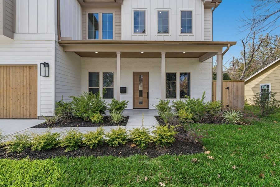 Exterior details and patio area of a home in , Houston (Image 29).