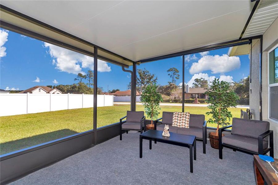 Exterior details and patio area of a home in , Ocala (Image 20).