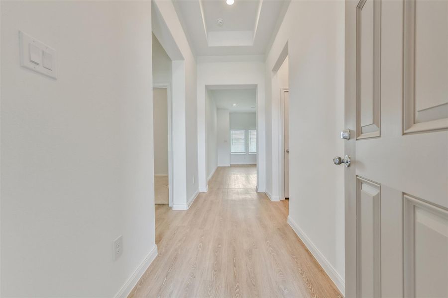 Spacious, unfurnished interior of a new home in King Oaks Village, Baytown (Image 12). Spacious, unfurnished interior of a new home in King Oaks Village, Baytown (Image 12).