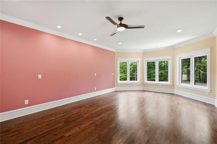 Spacious, unfurnished interior of a new home in , Roswell (Image 48).