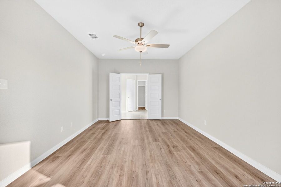 Spacious, unfurnished interior of a new home in Paloma Park, Converse (Image 34). Spacious, unfurnished interior of a new home in Paloma Park, Converse (Image 34).