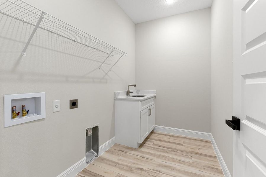 8636-100th-Ave-HigMedia-038-1280