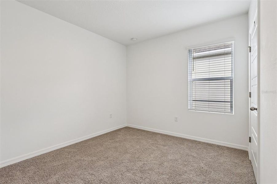 Spacious, unfurnished interior of a new home in Hamilton Bluff, Haines City (Image 28).