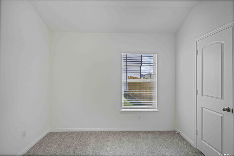 Spacious, unfurnished interior of a new home in , San Antonio (Image 10).