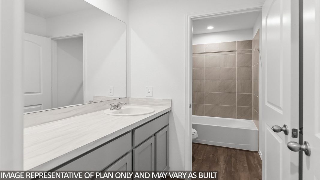 Representative furnished interior of a home built from the Perry by D.R. Horton in Grand Pines, Magnolia (Image 11). Representative furnished interior of a home built from the Perry by D.R. Horton in Grand Pines, Magnolia (Image 11).