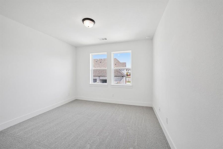 Spacious, unfurnished interior of a new home in Walsh Cottage, Fort Worth (Image 23).