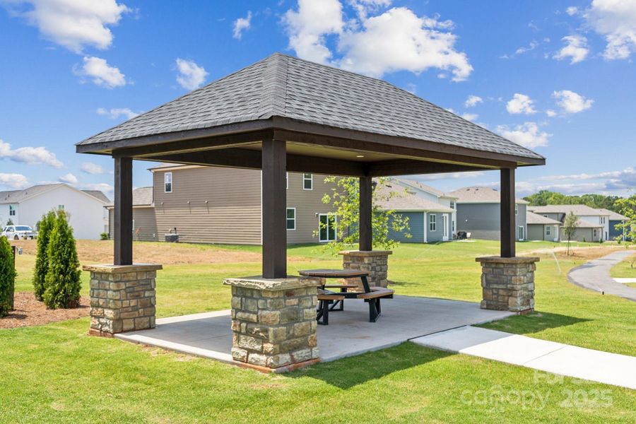 Community amenities in The Meadows at Asbury Ridge, York (Image 4).