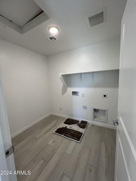 El Cidro Lot 51 Laundry Room