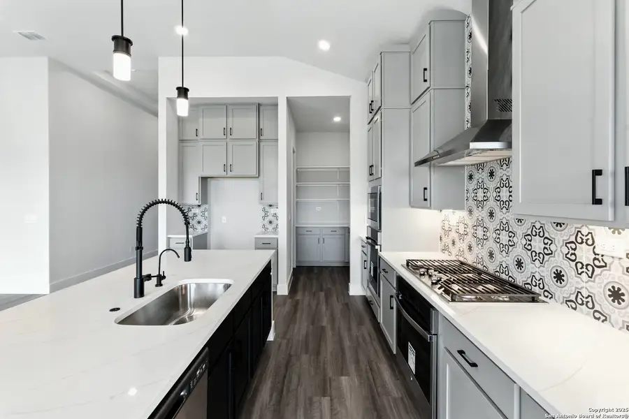 Furnished interior view inside a new home in Weltner Farms 60’s, New Braunfels (Image 4). Furnished interior view inside a new home in Weltner Farms 60’s, New Braunfels (Image 4).