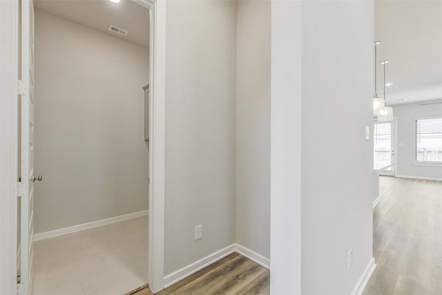 Spacious, unfurnished interior of a new home in Summer Place 35', Montgomery (Image 29). Spacious, unfurnished interior of a new home in Summer Place 35', Montgomery (Image 29).