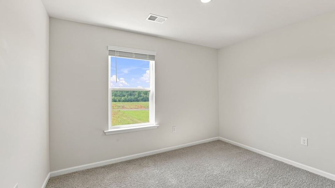 Spacious, unfurnished interior of a new home in Baxter Village, Boiling Springs (Image 30).