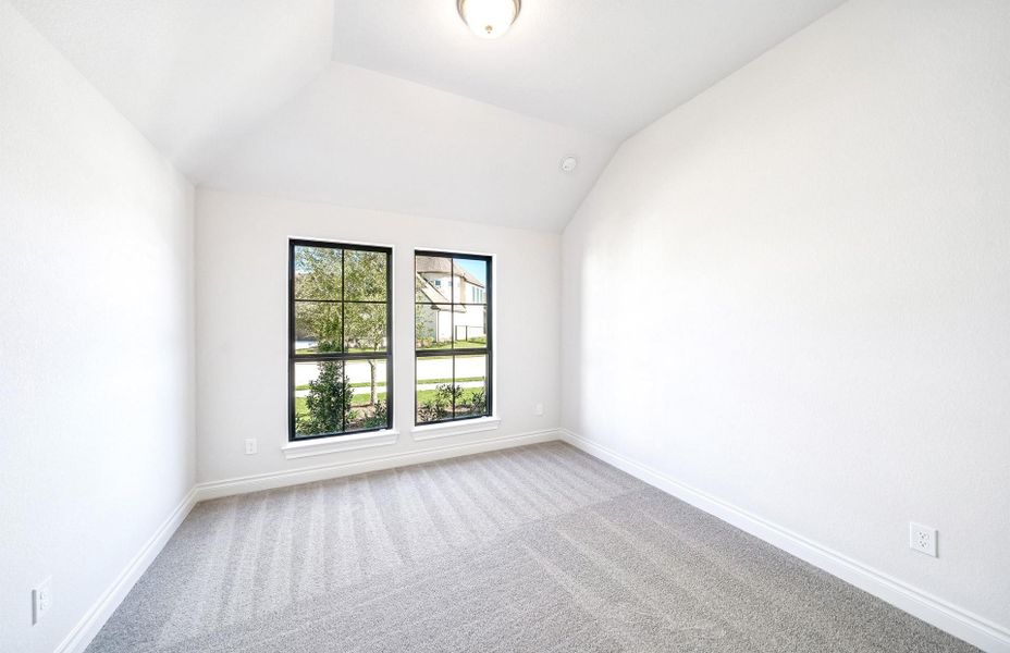 Spacious, unfurnished interior of a new home in Bridgeland 60′, Cypress (Image 23).